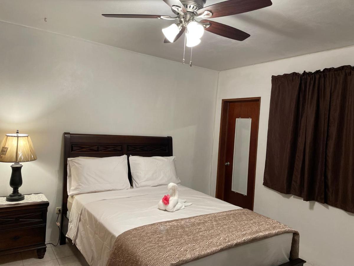 Luxurious One And Two Bedroom Villa Christianted Bagian luar foto