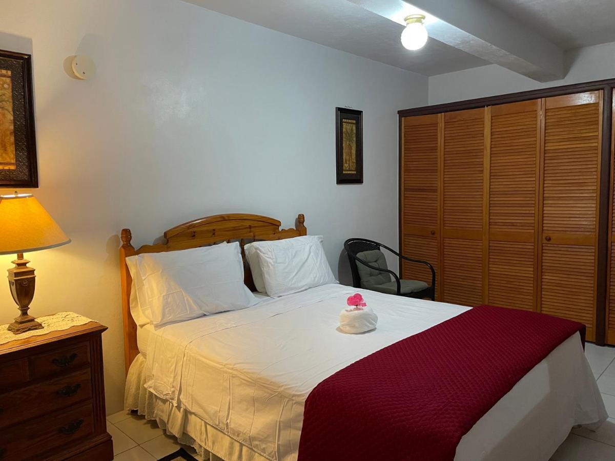 Luxurious One And Two Bedroom Villa Christianted Bagian luar foto