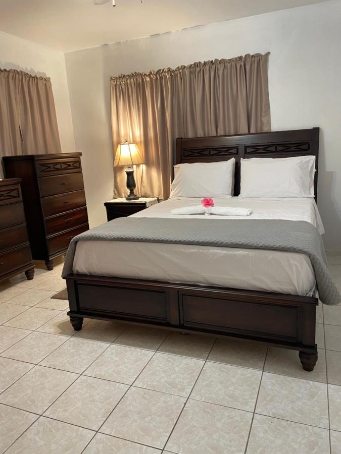 Luxurious One And Two Bedroom Villa Christianted Bagian luar foto