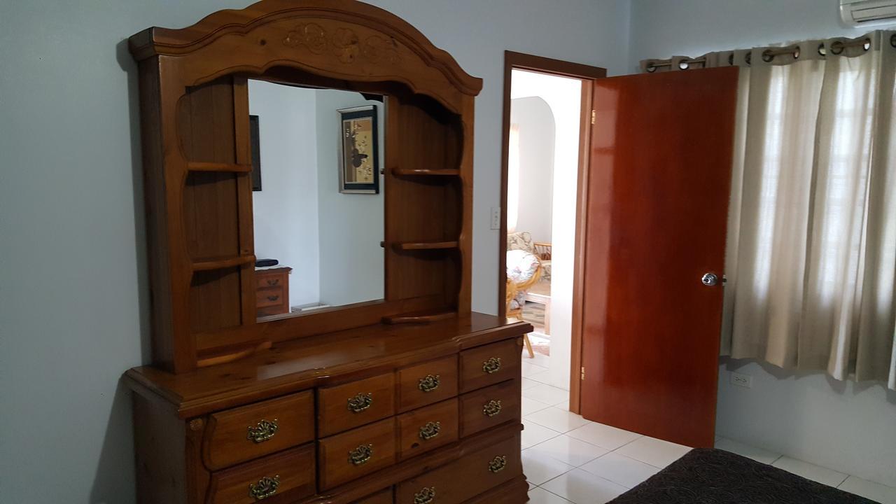 Luxurious One And Two Bedroom Villa Christianted Bagian luar foto